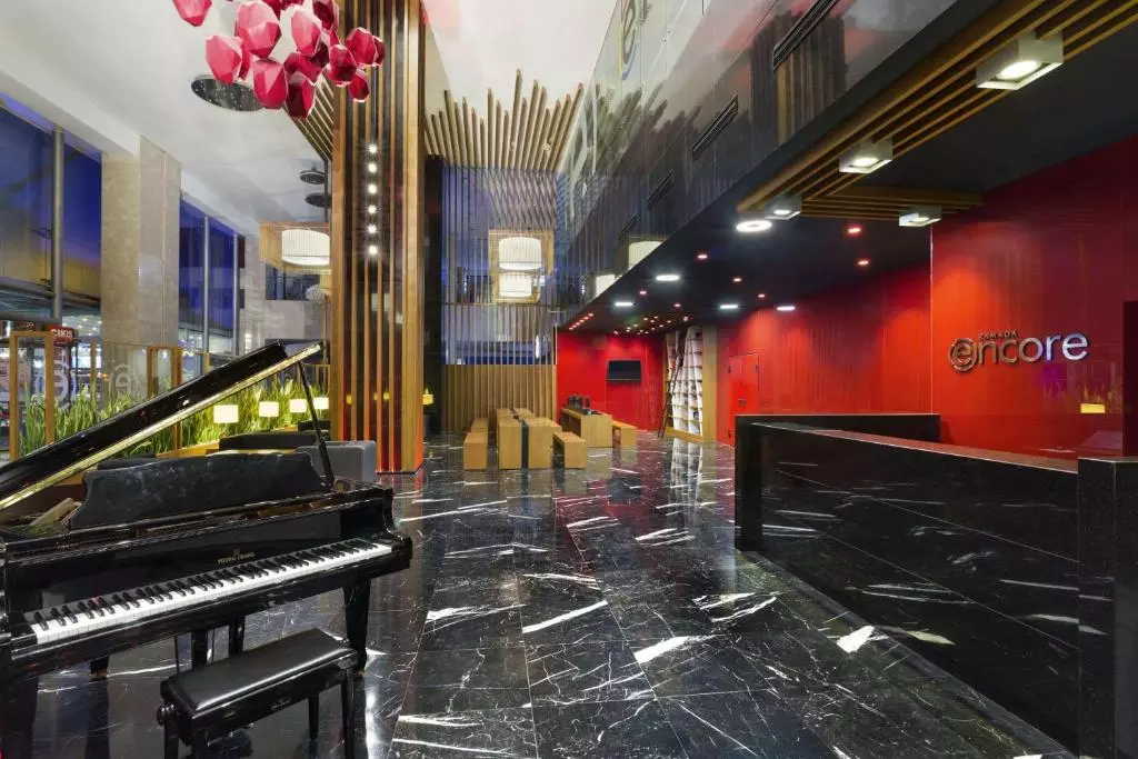 لابی هتل رامادا انکور ازمیر